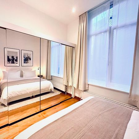 Superbe Appartement Au Coeur Du Sablon Bruksela Zewnętrze zdjęcie