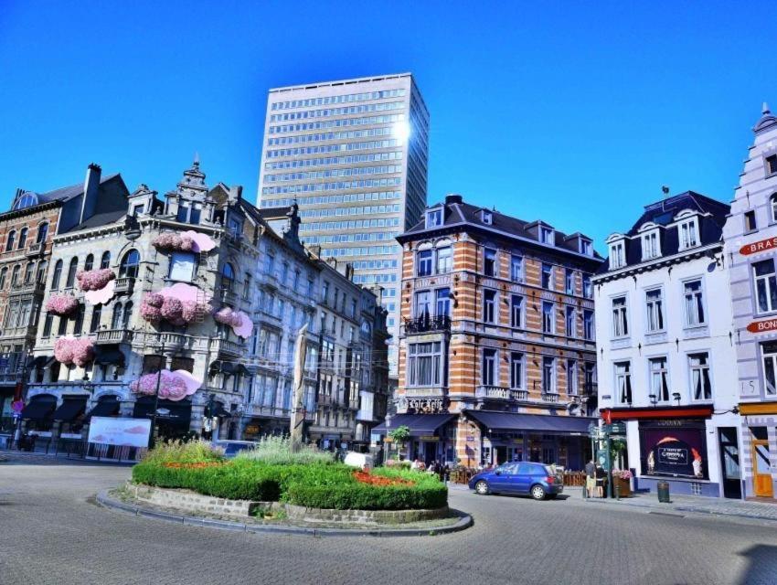 Superbe Appartement Au Coeur Du Sablon Bruksela Zewnętrze zdjęcie